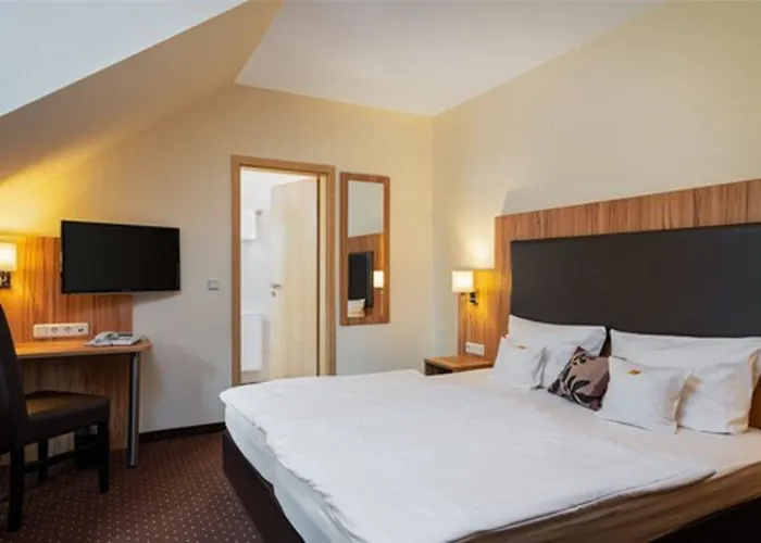 מלון Classicx & -